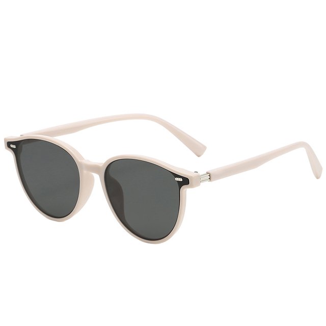 El marco pequeño retro es delgado, gafas de sol con personalidad de tendencia de tiro callejero, hechas de PC
