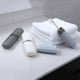 thumbnail image 4 of Moyic Cepillo de Caja de almacenamiento de de con tapa Estuches portátiles a prueba de polvo Organizador de tenedores de Juegos de accesorios de baño Blanco transparente Moyic HA0094-02B, 4 of 6
