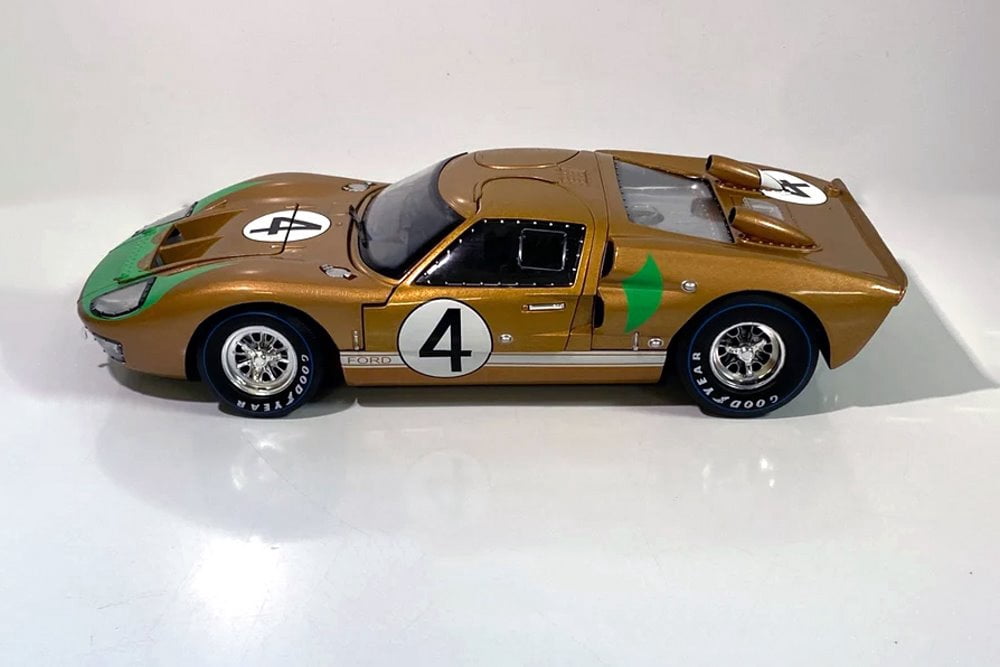 1966 Ford GT-40 MK II Le Mans #4, Gold - Shelby Collectibles SC414G - 1/18 scale Diecast Car