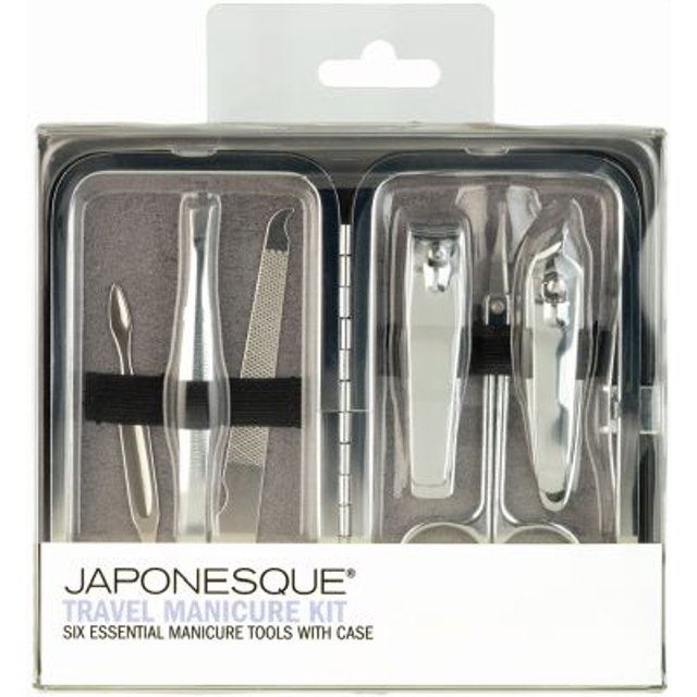kit de manicura de viaje japonesque, juego de 6 herramientas esenciales de acero inoxidable para uñas y cutículas con estuche, vista frontal centrada del estuche transparente que muestra seis herramientas sujetas con bandas elásticas sobre interior gris: cortaúñas grande y pequeño, tijeras pequeñas, pinza para cutículas, lima metálica y empujador de cutículas; ideal para cuidado de cutículas y mantenimiento de uñas en viaje, y suele usarse también para retoques rápidos en bolso o neceser.