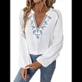 thumbnail image 2 of Blusa de Bordada con Cuello en V y Larga Estilo Bohemio para Mujer M, 2 of 9