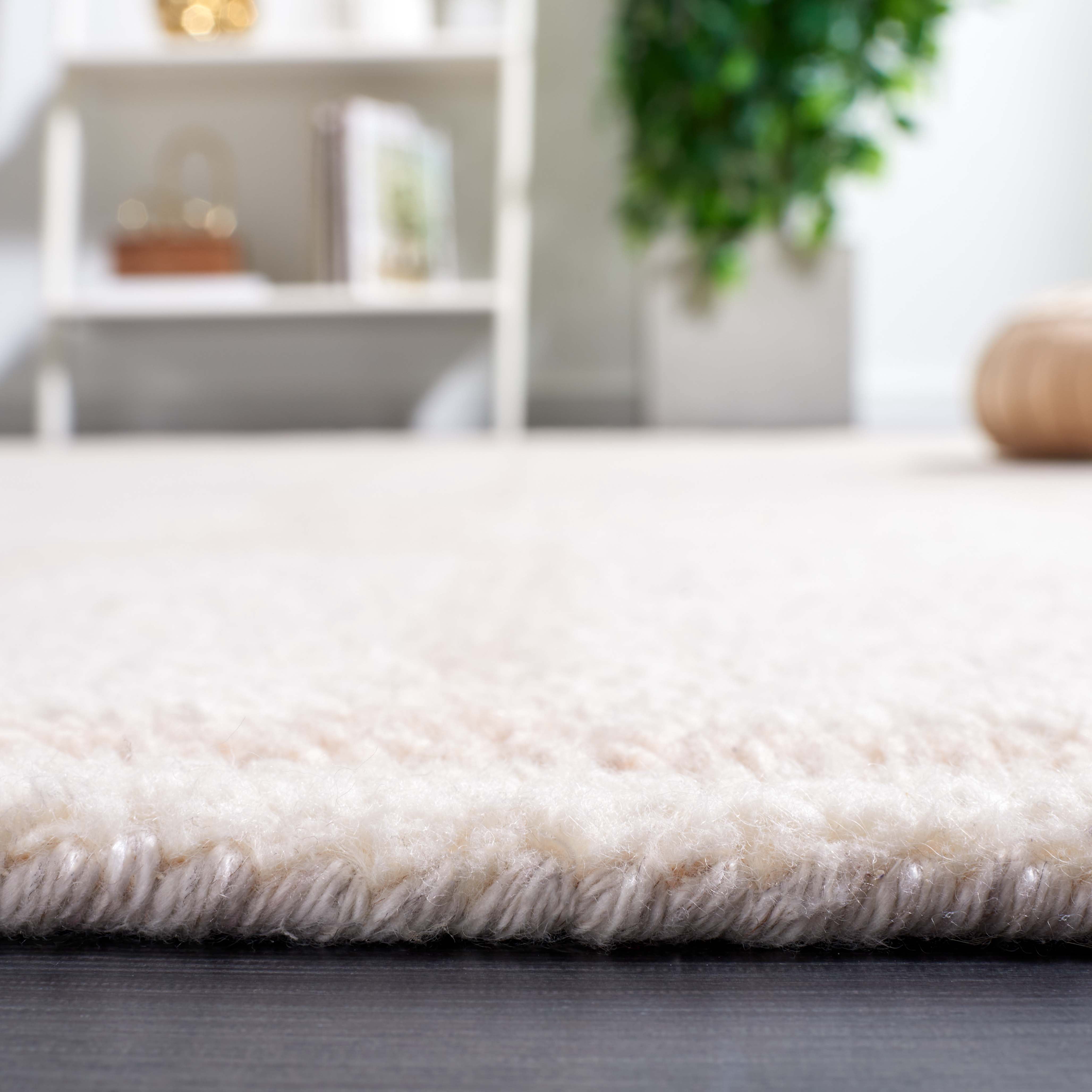 SAFAVIEH Fifth Avenue Della Abstract Area Rug, Ivory/Pink, 8' x 10'