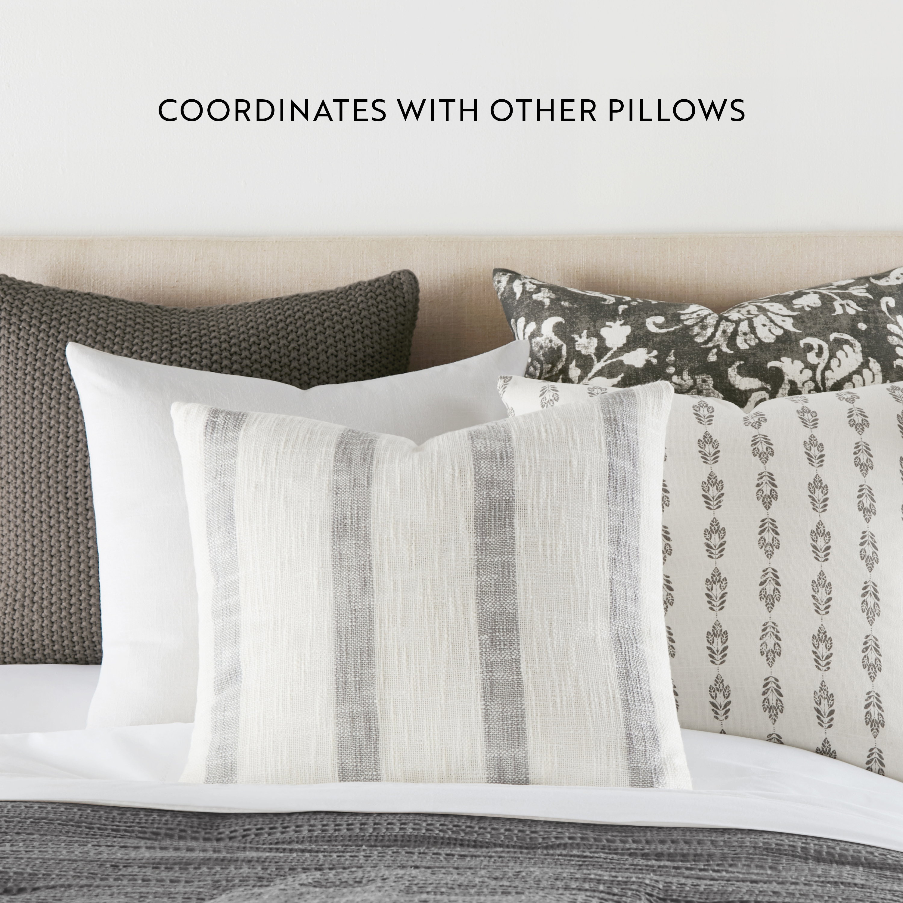 Noble Linens Decor Throw Pillow in Seed Stitch Knit Fabric
