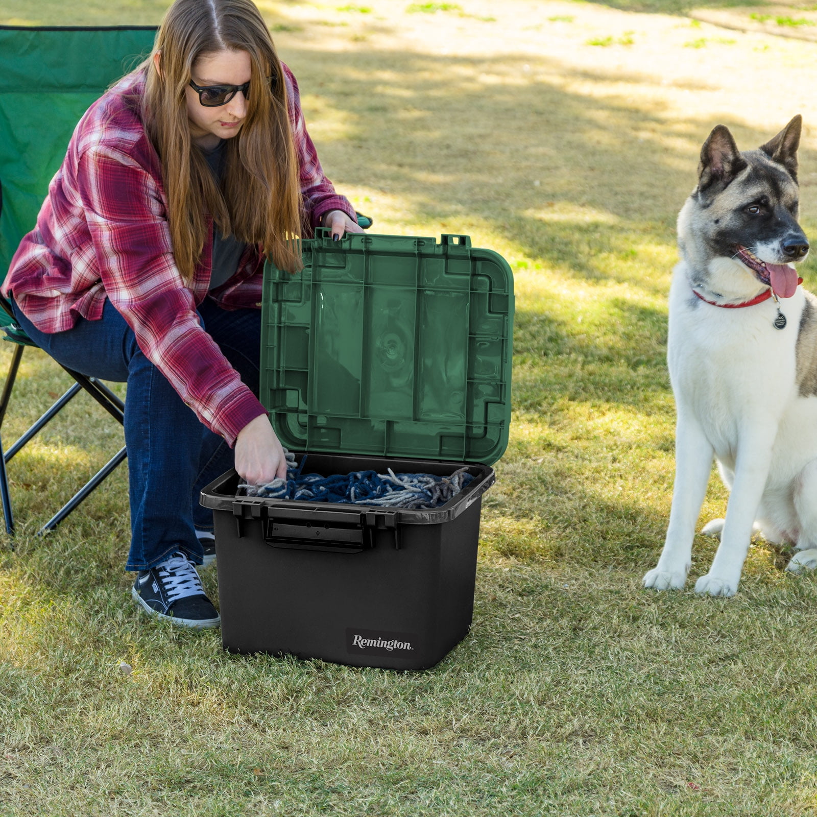 Remington 30 Qt Heavy Duty Trail Box, Stackable Storage Bin with Latching Lids, Black, 4Pk
