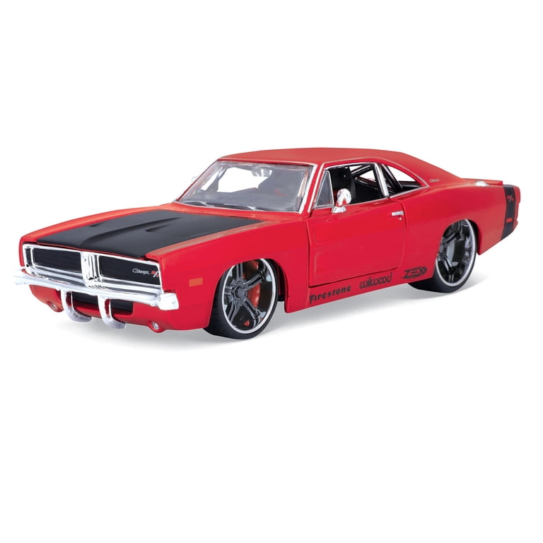 Maisto Design Classic Muscle 1:24 Diecast 1969 Dodge Charger R T