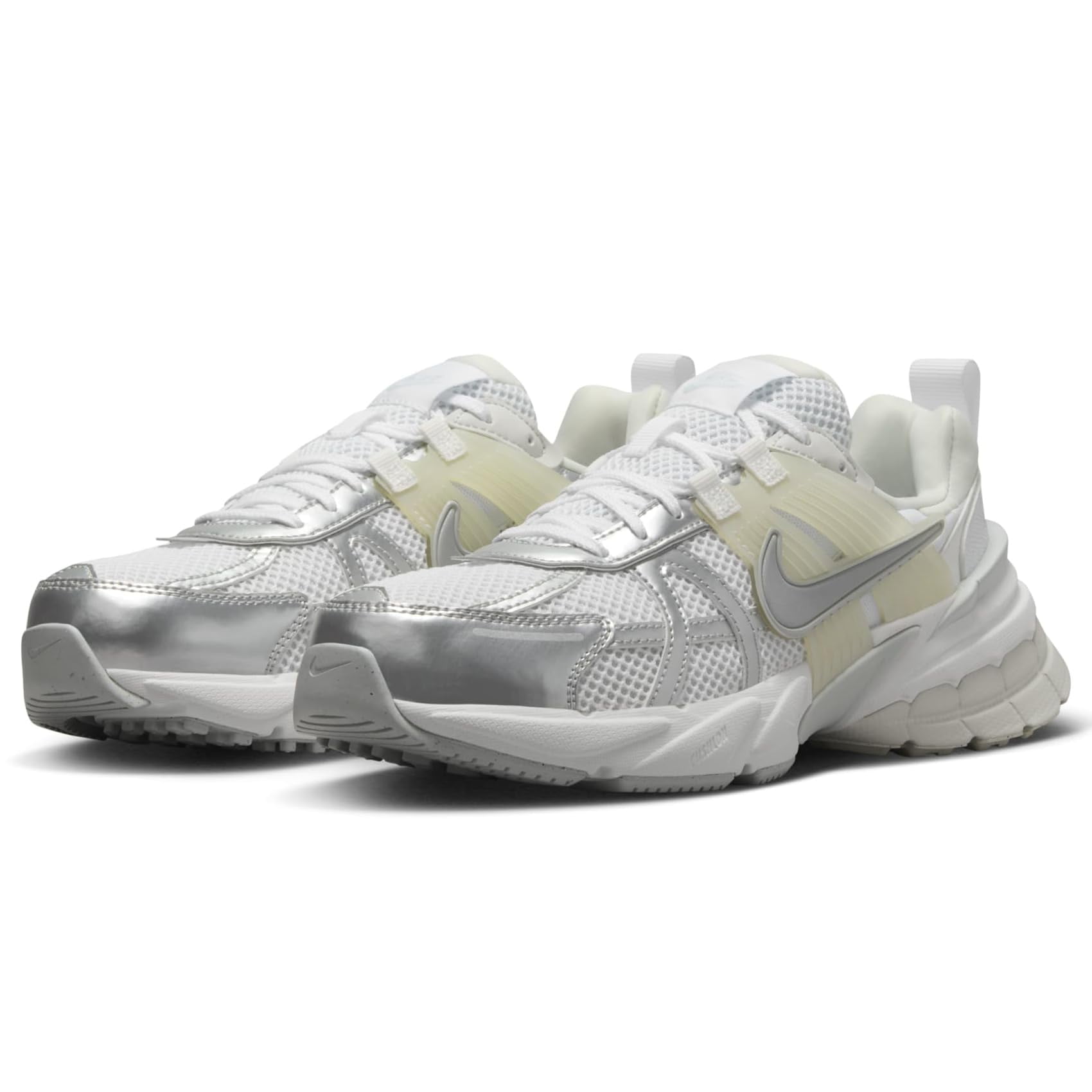 靴 NIKE / V2K RUN / FD0736-100 FD0736-100] Womens Nike V2K Run 'Summit White Metallic