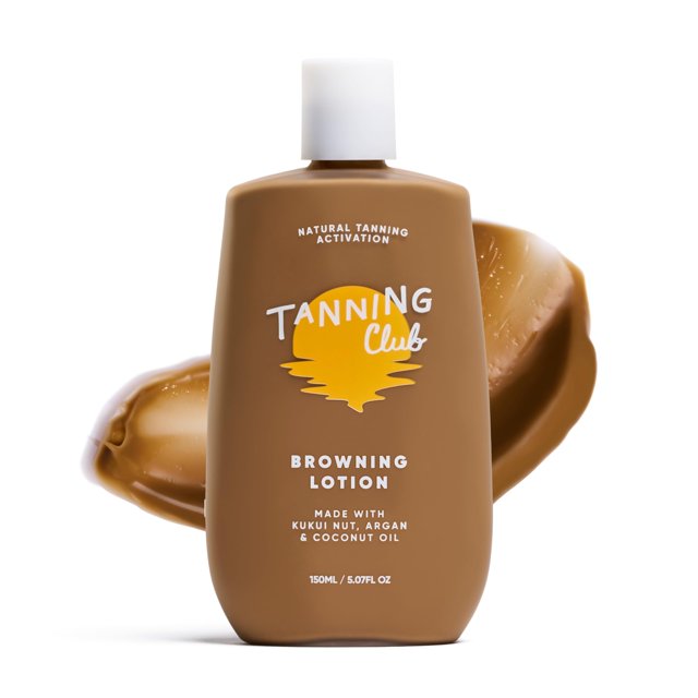 Loción bronceadora Tanning Club - Acelerador y optimizador del bronceado con aceites de nuez de kukui, argán y coco - Fórmula botánica para bronceado al aire libre y bronceado oscuro - 150 ml