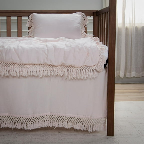 Rizzy Home Tatum 38" X 50" Pink Solid Cotton/Polyester Toddler Quilt