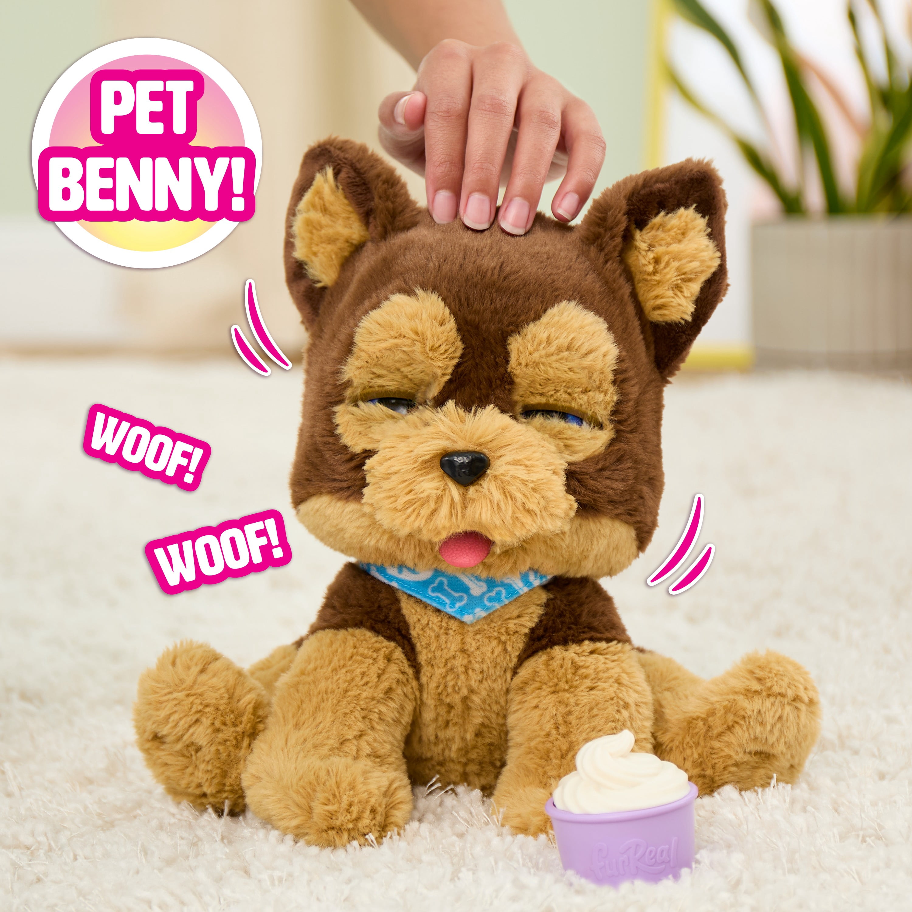 いぬ FurReal Benny The Kiss and Cuddle Pup Interactive Plush Puppy, 30+
