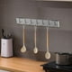 thumbnail image 2 of Colgador de utensilios de pared de acero al carbono - 7 ganchos, sin taladrar, multisuperficie - para organizar la cocina, el baño y la despensa, 2 of 4