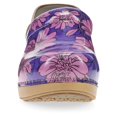 thumbnail image 4 of Zuecos Dansko XP 2.0, calzado ligero y antideslizante para mayor comodidad y soporte, ideales para profesionales de enfermería, veterinarios y profesionales de la salud Purple Bloom 10.5-11 M US, 4 of 7