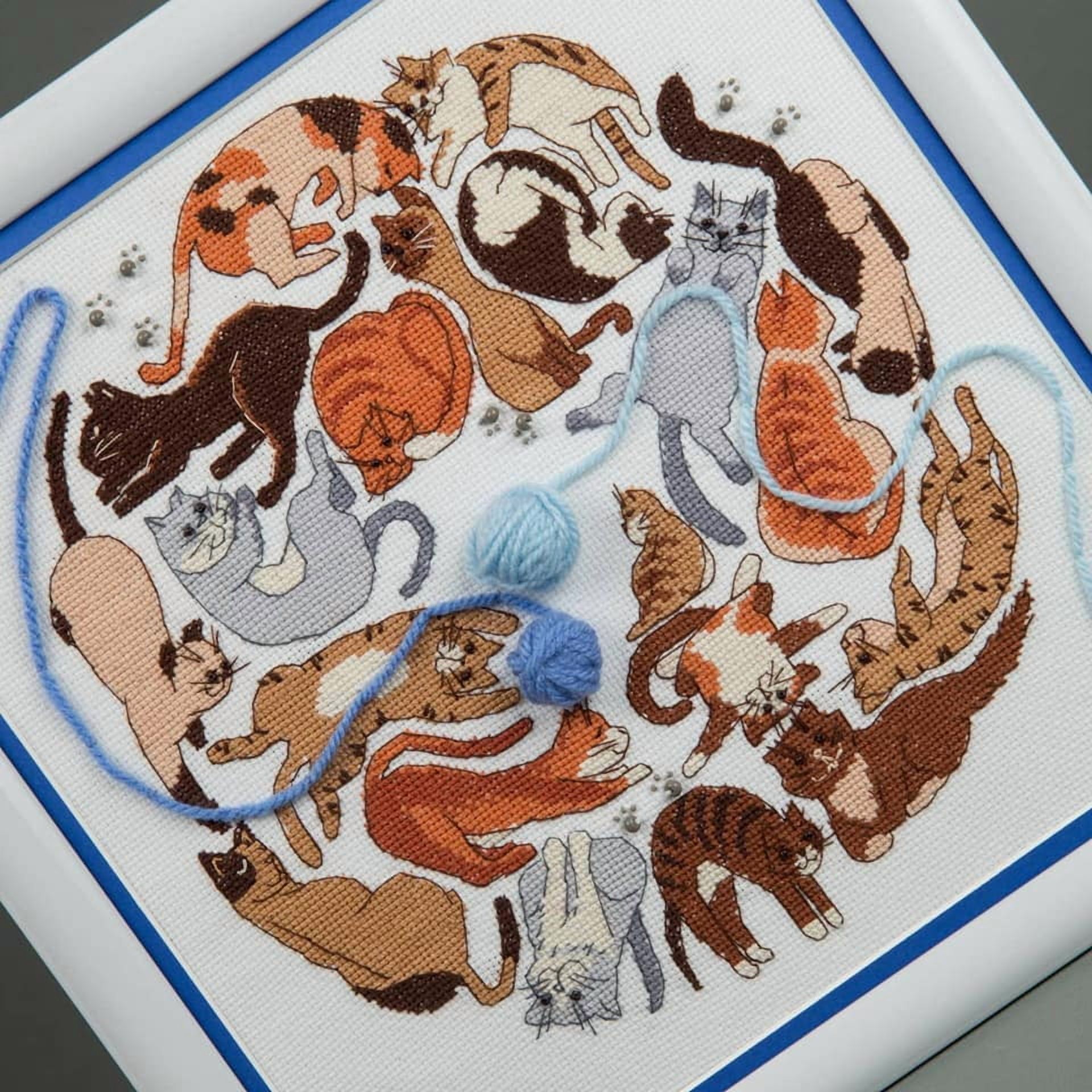 BT-196C Counted cross stitch kit Crystal Art "Game of cats'