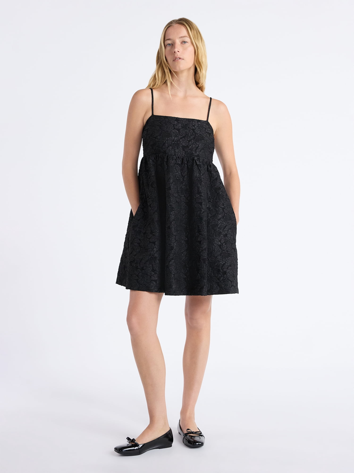 Free Assembly Women's and Women's Plus Sleeveless Lace Babydoll Dress with Pockets, Size XS-4X
