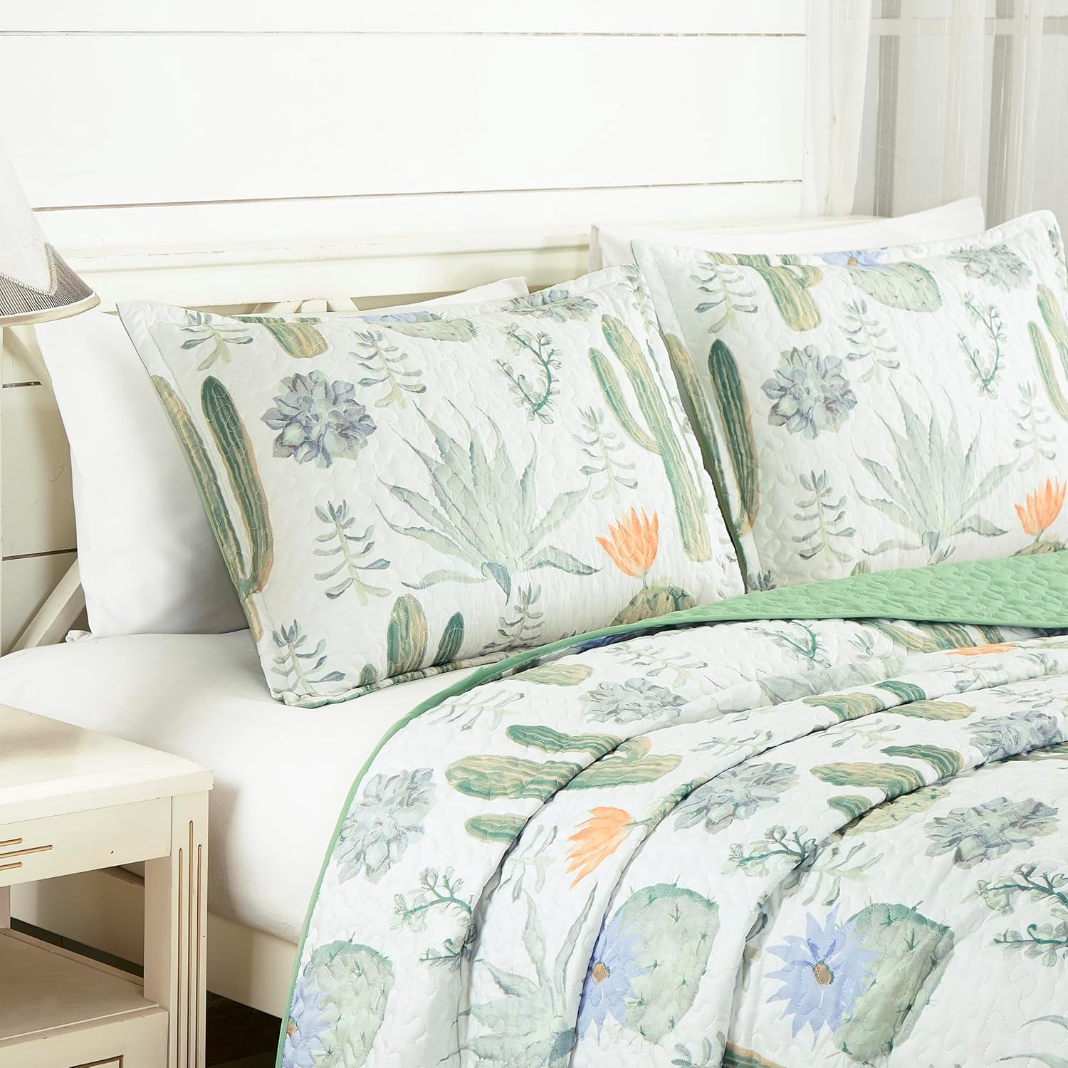 Chezmoi Collection Gregory 3-Piece Southwestern Serene Desert Quilt Set, Green Blue Cactus Succulent Plant Printed Microfiber Lightweight Quilted Bedspread Set, King (118" x 95")