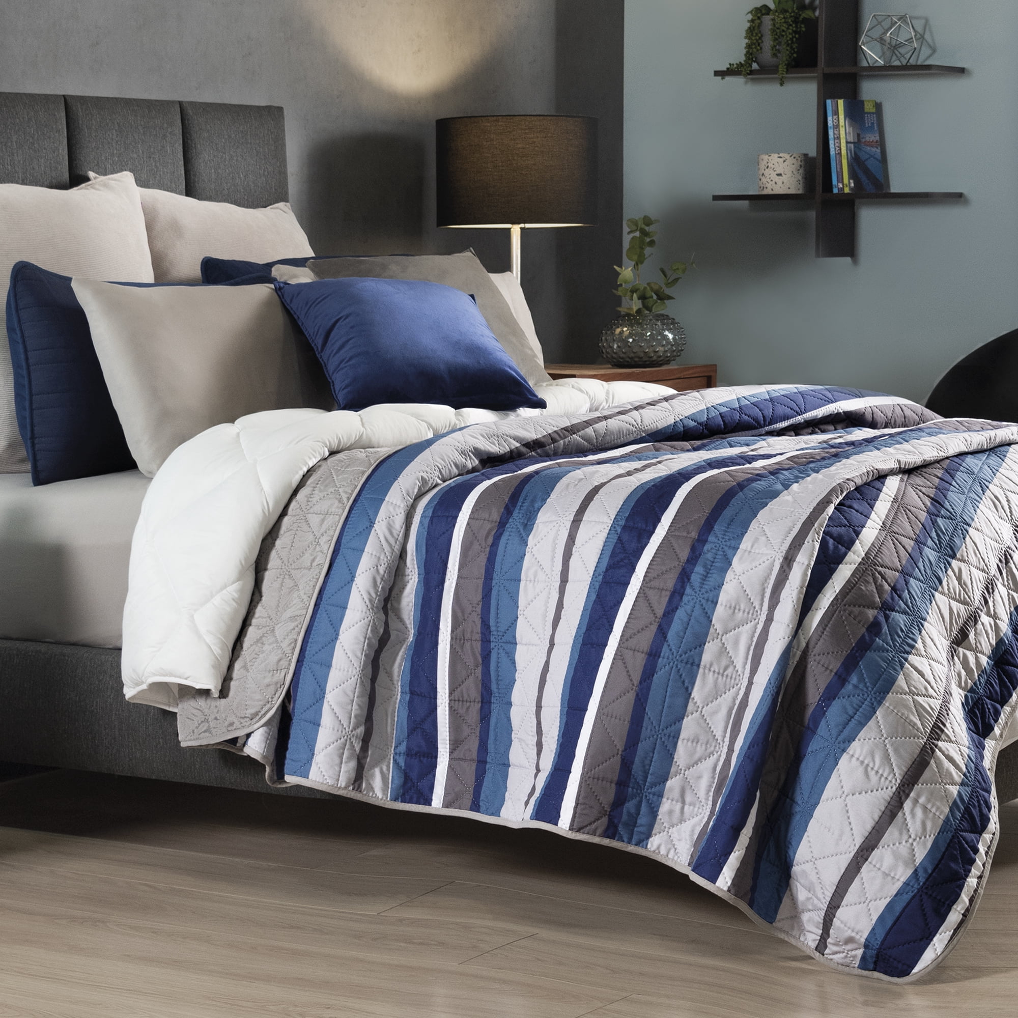 Vianney - Twin Comforter - 1 Piece - Reversible Lightweight Quilted Blanket in Blue and Grey Striped Design - Soft Breathable Bedspread for Year-Round Comfort 71x93 inches