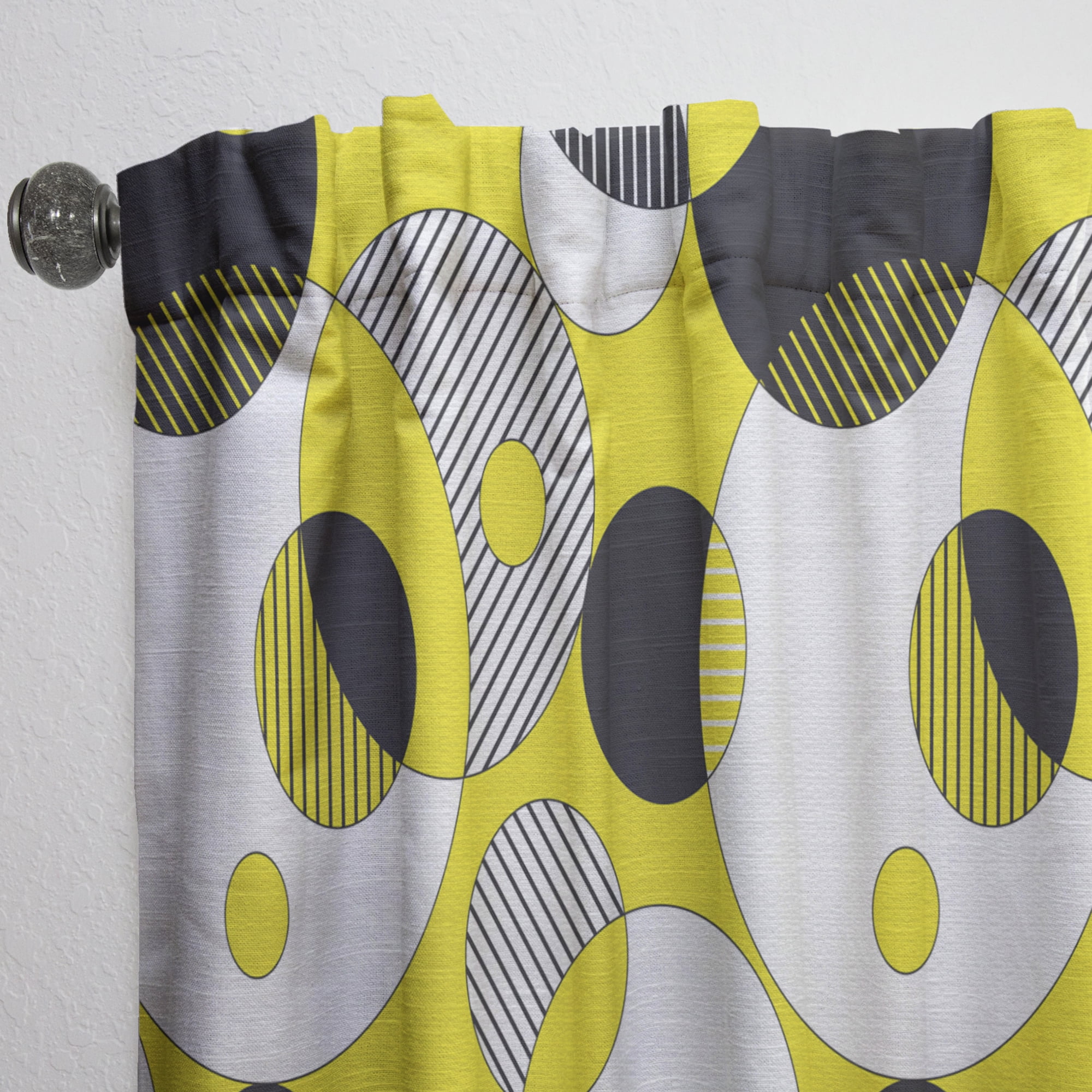 Designart 'Circular Abstract Retro Pattern Geometric I' Mid-Century Modern Curtain Panel