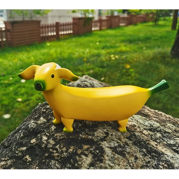 Banana Dog Statue Garden Art Sculpture Resin Statues Figurines