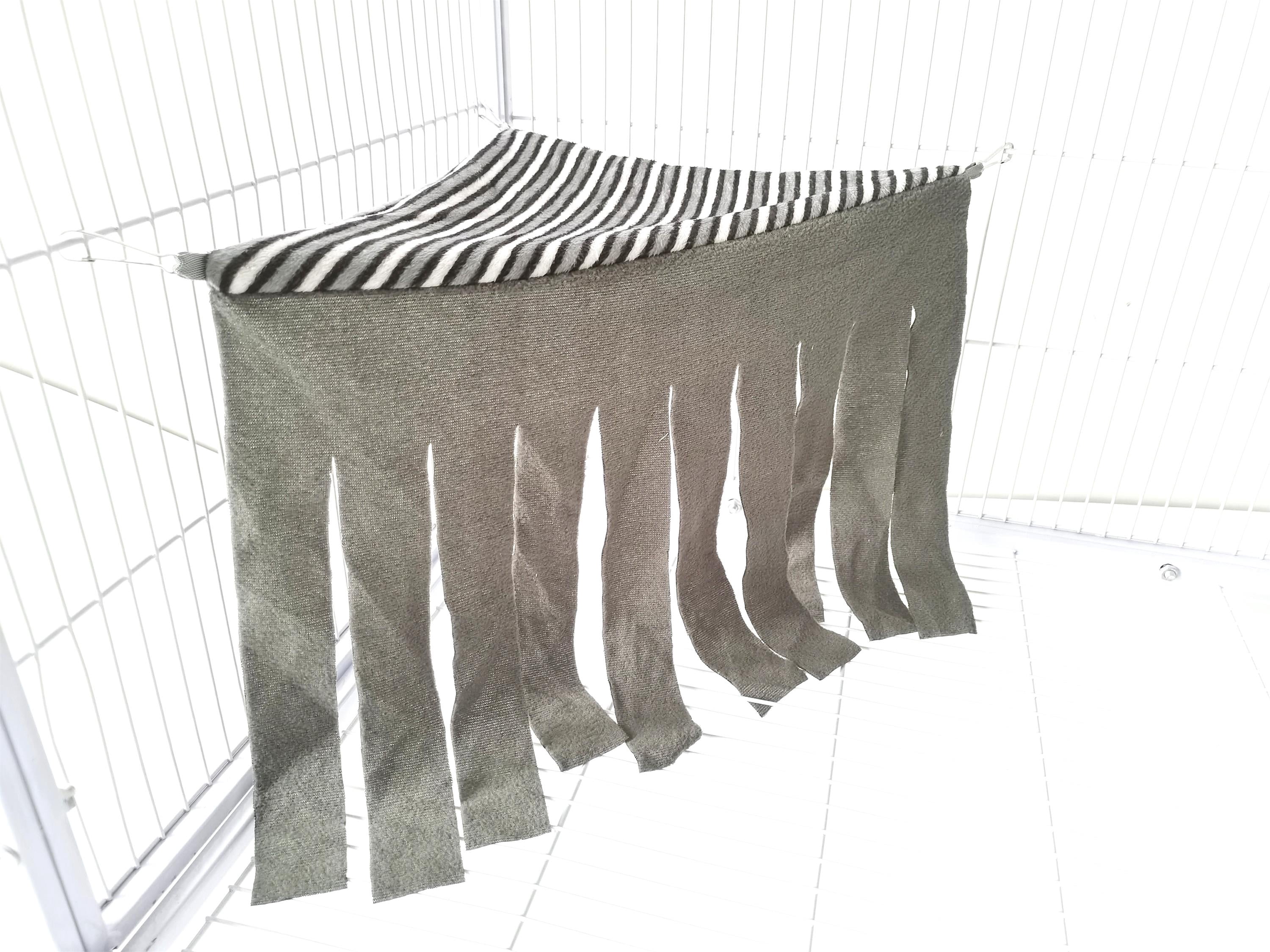 Guinea Pig Corner Hideout Small Animals Fleece Hideaway Cage Accessories for Rat, Chinchilla, Guinea Pig, Ferret