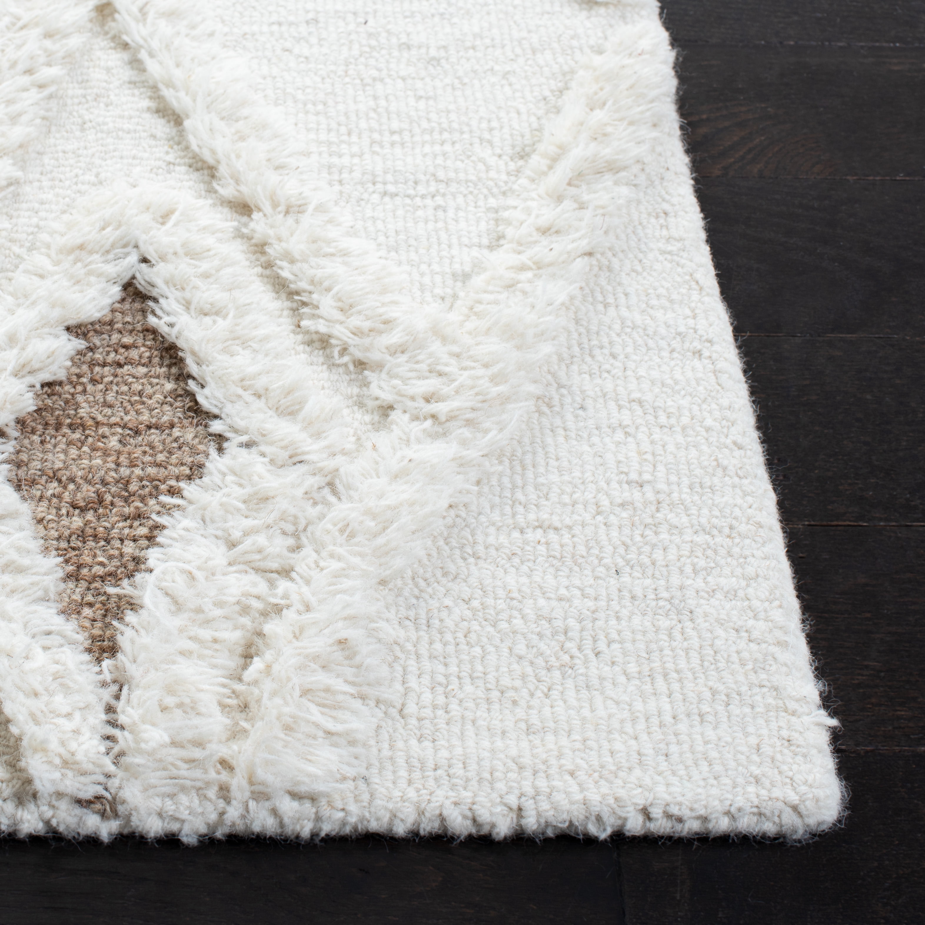 SAFAVIEH Casablanca Amelia Diamond Runner Rug, Ivory/Brown, 2'3" x 8'