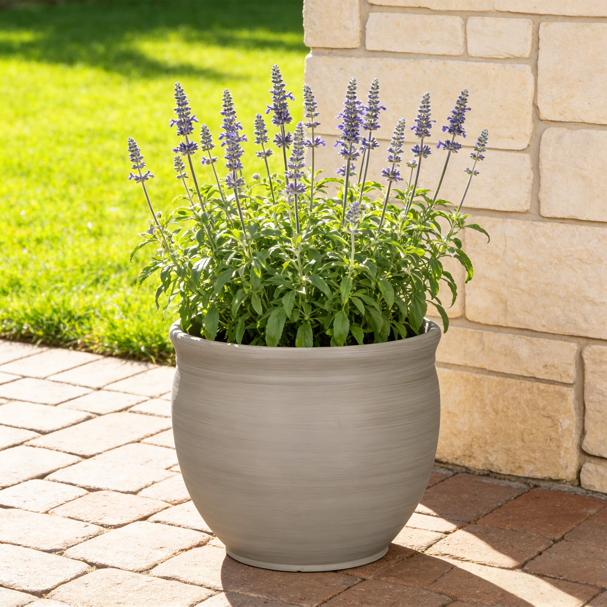 Mainstays Sienna 19.9" x 19.9" x 16.7" Round Birch Gray 100% Recycled Resin Planter