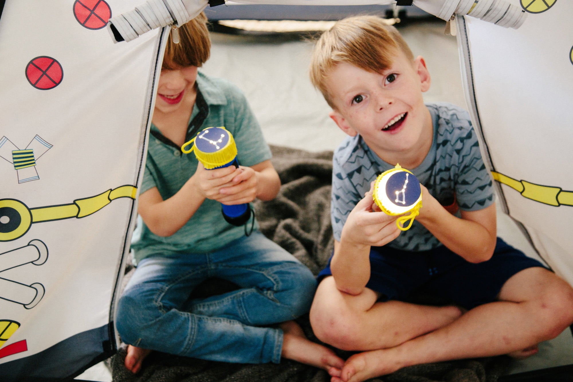 Pacific Play Tents Kids Space Module Dome Tent for Indoor / Outdoor Fun - 48" x 48" x 42", Child