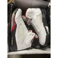 thumbnail image 4 of Nike Taille 12 - Air Jordan 5 Rétro 2013 Blanc Rouge Feu, 4 of 6