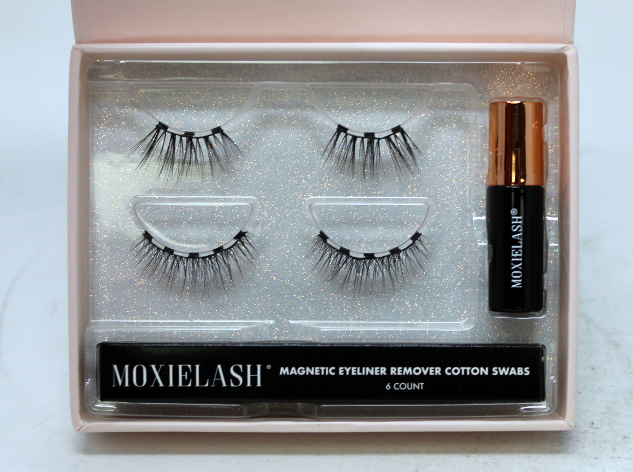 MoxieLash Essentials Magnetic Eyelash & Eyeliner Kit Vol. 1