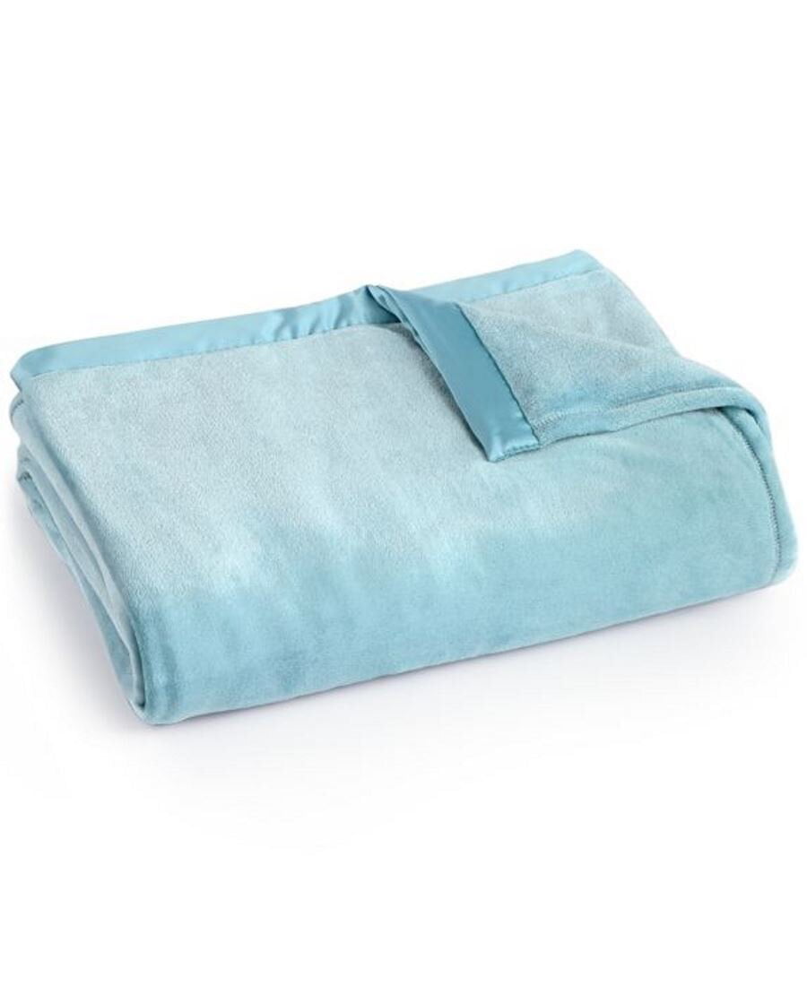 Berkshire Full/Queen Blanket Classic Velvety Soft Plush Blue L92165 