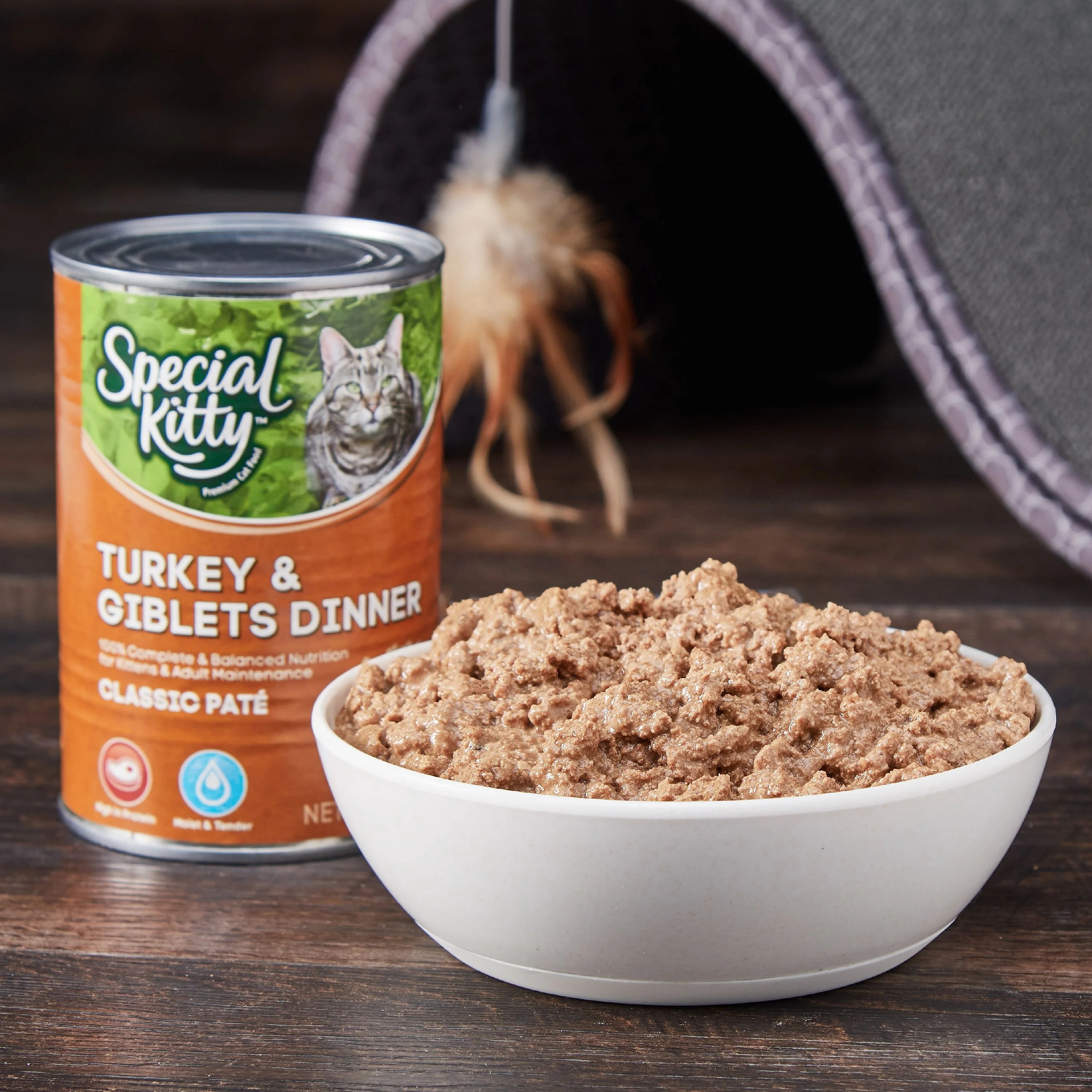 Special Kitty Turkey and Giblets Dinner Classic Pate, 22 oz