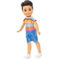 thumbnail image 4 of Muñeca pequeña Barbie Club Chelsea Koji Boy de 6 pulgadas con ropa, 4 of 6