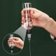 thumbnail image 3 of 10 botellas exprimibles de plástico transparente de 100 ml/3,38 oz con escala y tapa de rosca negra. Botellas dispensadoras graduadas., 3 of 9