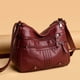 thumbnail image 4 of Bolso de mujer de mediana edad y mayor Bolso bandolera de cuero suave Mochila informal de mujer de mediana edad con múltiples compartimentos para mujer, 4 of 6