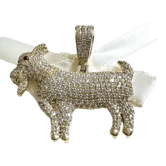 Aishvi Jewels Round cut Beautiful Goat Silver Cz, MOISSANITE Tester Passes Pendant 14K Yellow Gold Plated 925 Sterling Silver