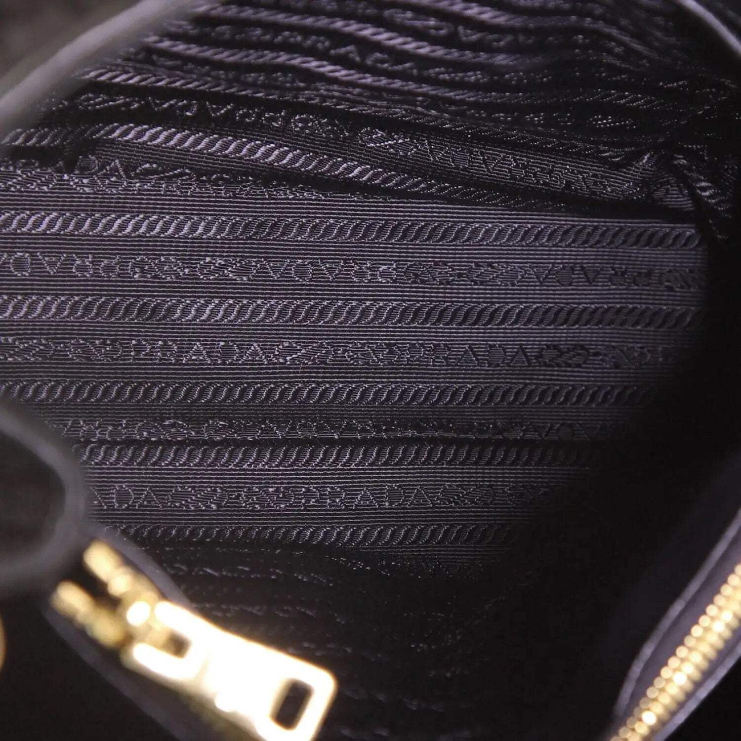 Prada Tessuto Gaufre Nylon Small Black Satchel Handbag Prada Tessuto Gaufre Nylon Small Black Satchel Handbag
