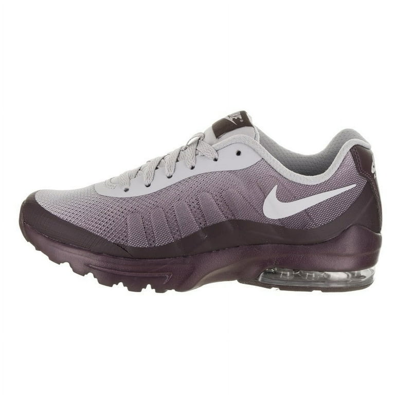 Women's nike air max invigor print shop athletic sneakers