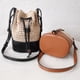 thumbnail image 5 of Bolsas de punto Hugo almohadilla moldeadora inferior Negro, 5 of 9