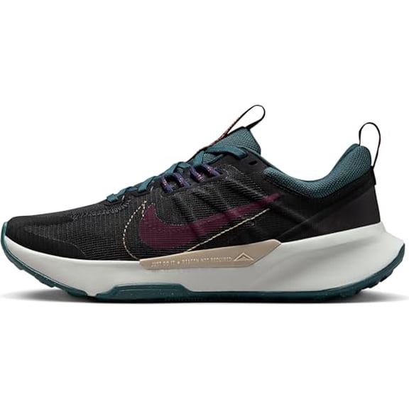 NIKE Women's Running Low, Black Night Maroon Deep Jungle, 9