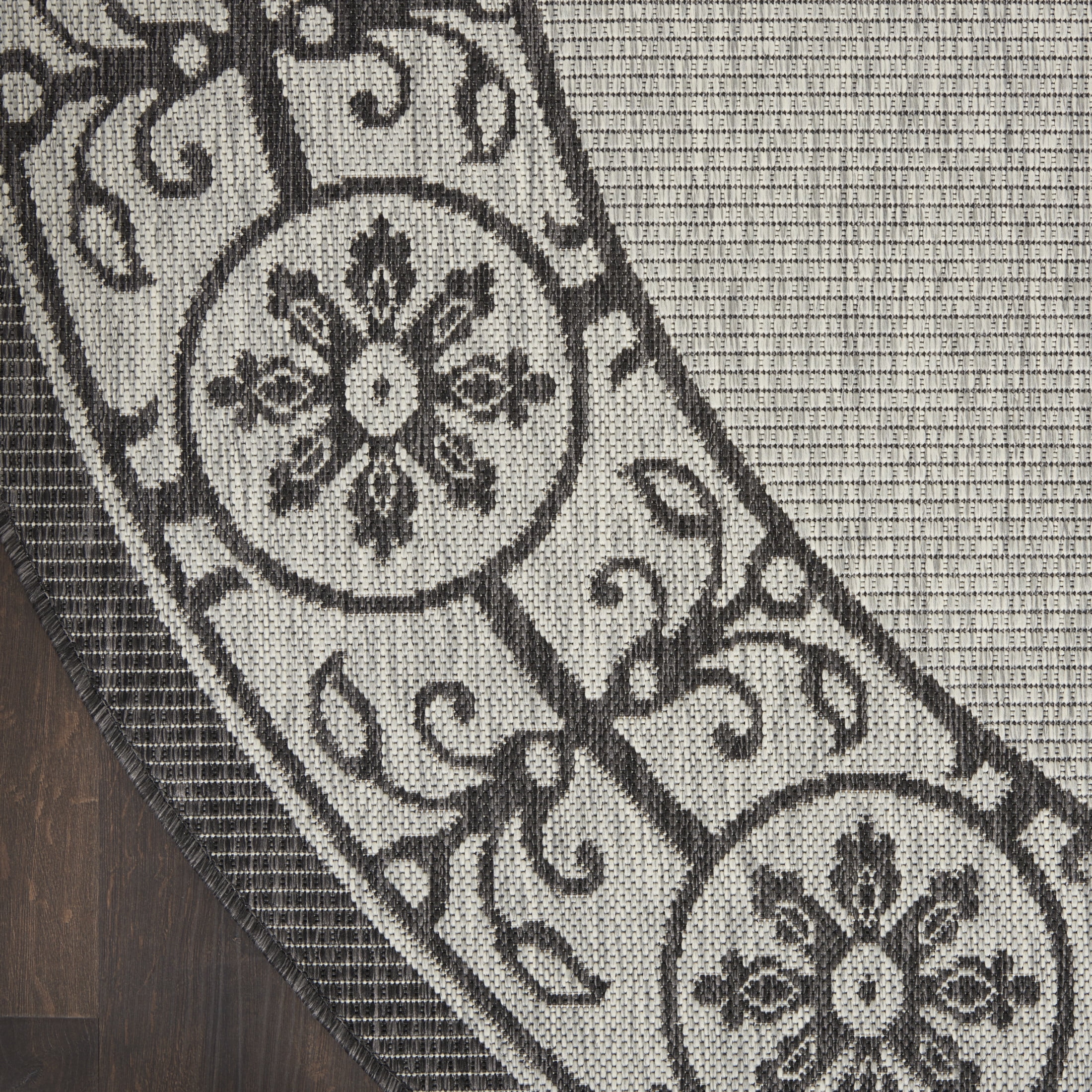 Nourison Country Side 5'3" x Round Ivory/Charcoal Transitional Rug