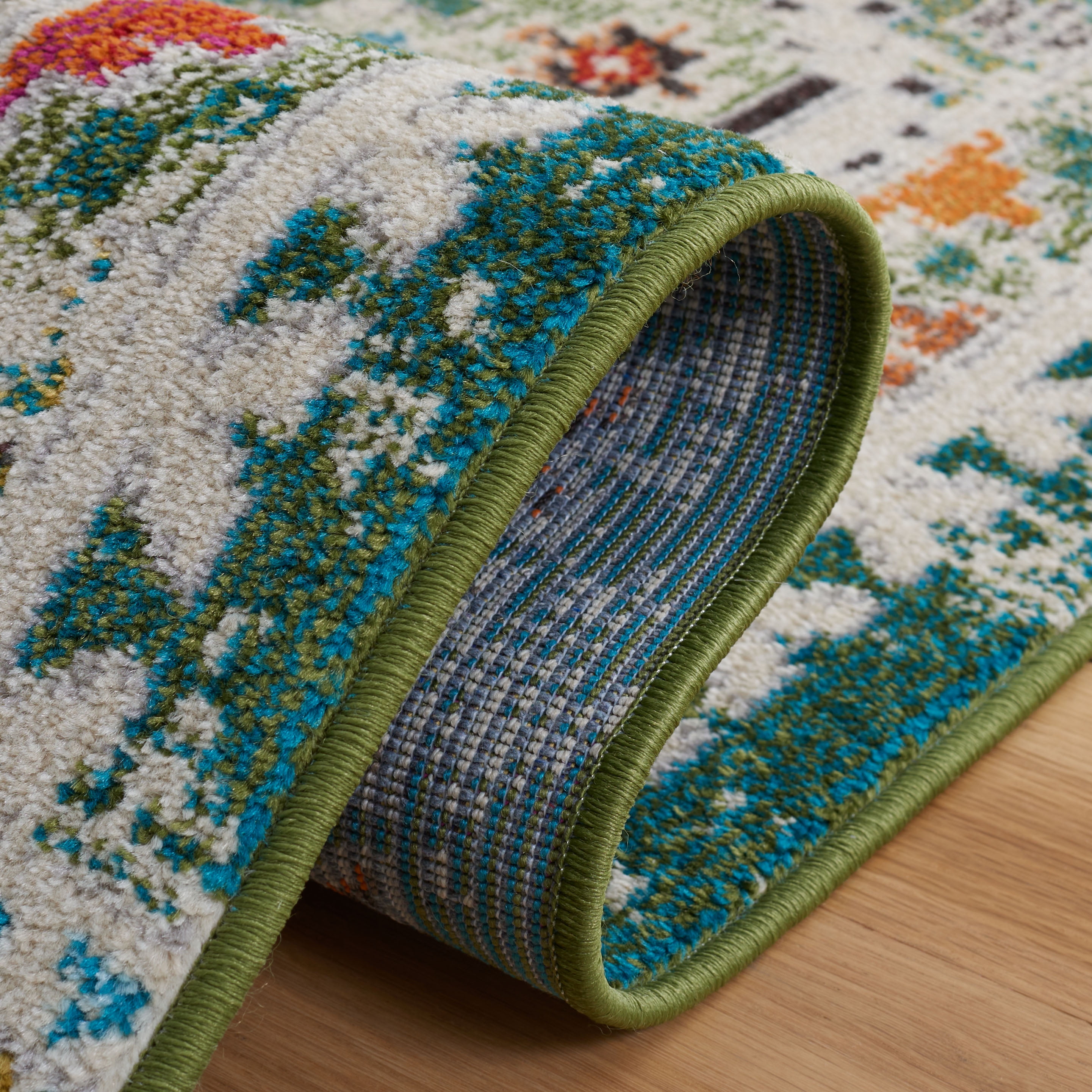 SAFAVIEH Madison Lanford Southwestern Area Rug, Green/Beige, 6'7" x 6'7" Round