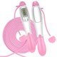 thumbnail image 1 of Cuerda para saltar con contador electrónico y opción sin cuerda (incluye cuerda larga de repuesto) en colores negro y rosa. Ideal para entrenamientos completos en cualquier lugar. Diseñada para, 1 of 6