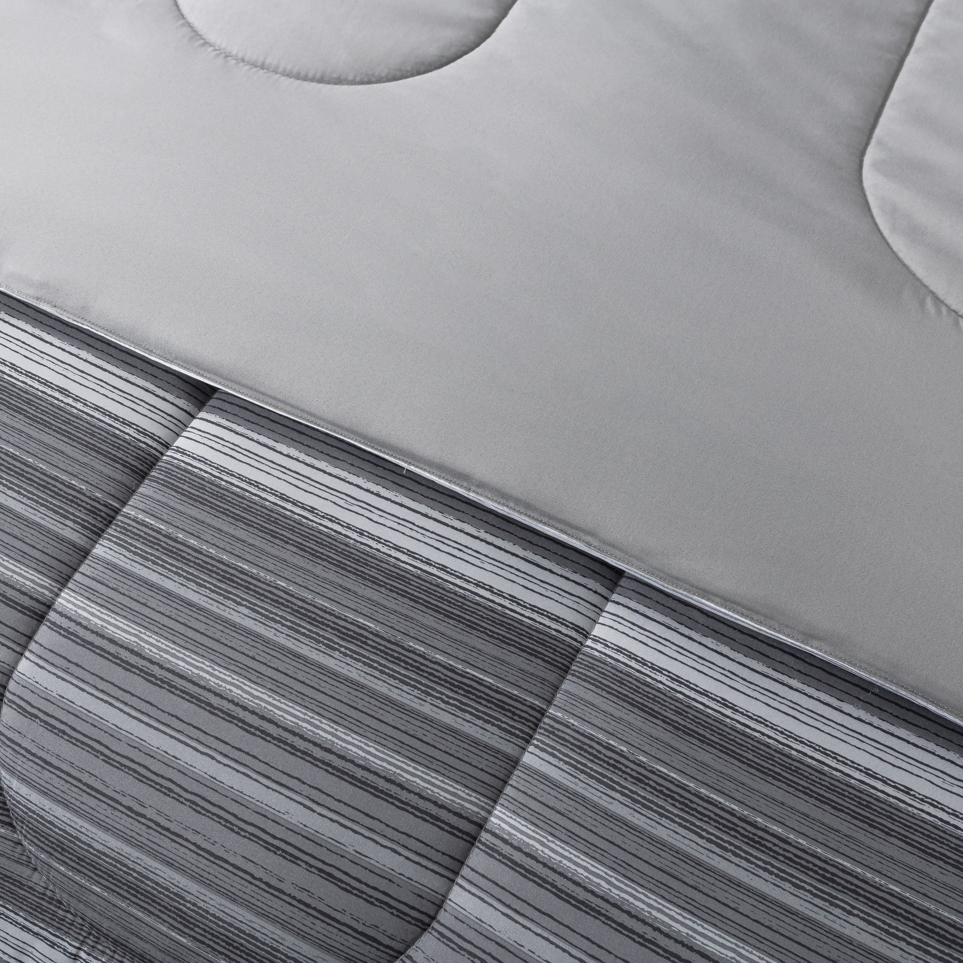 Mainstays 7-Piece Reversible Bed in a Bag Comforter Set with Sheets, Gray Stripe Ombre, Full