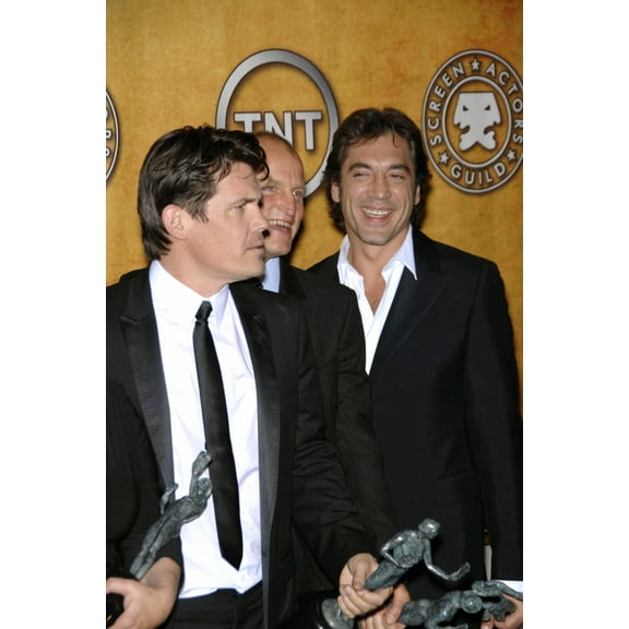 Josh Brolin Woody Harrelson Javier Bardem At Arrivals For Press Room - 44Th Annual Screen Actors Guild Awards