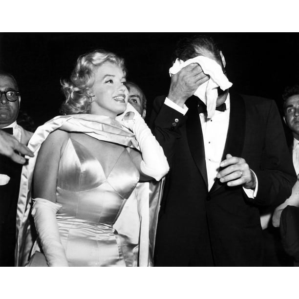 Marilyn Monroe 1926 1962 Namerican Cinema Actress Photographed With Her Husband Playwright Arthur Miller At The - marilyn monroe song code for roblox id