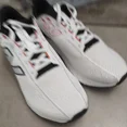 thumbnail image 3 of New Balance Fresh Foam Arishi v4 Running Shoes Mens Size 8 MARISYR4 White Black, 3 of 6