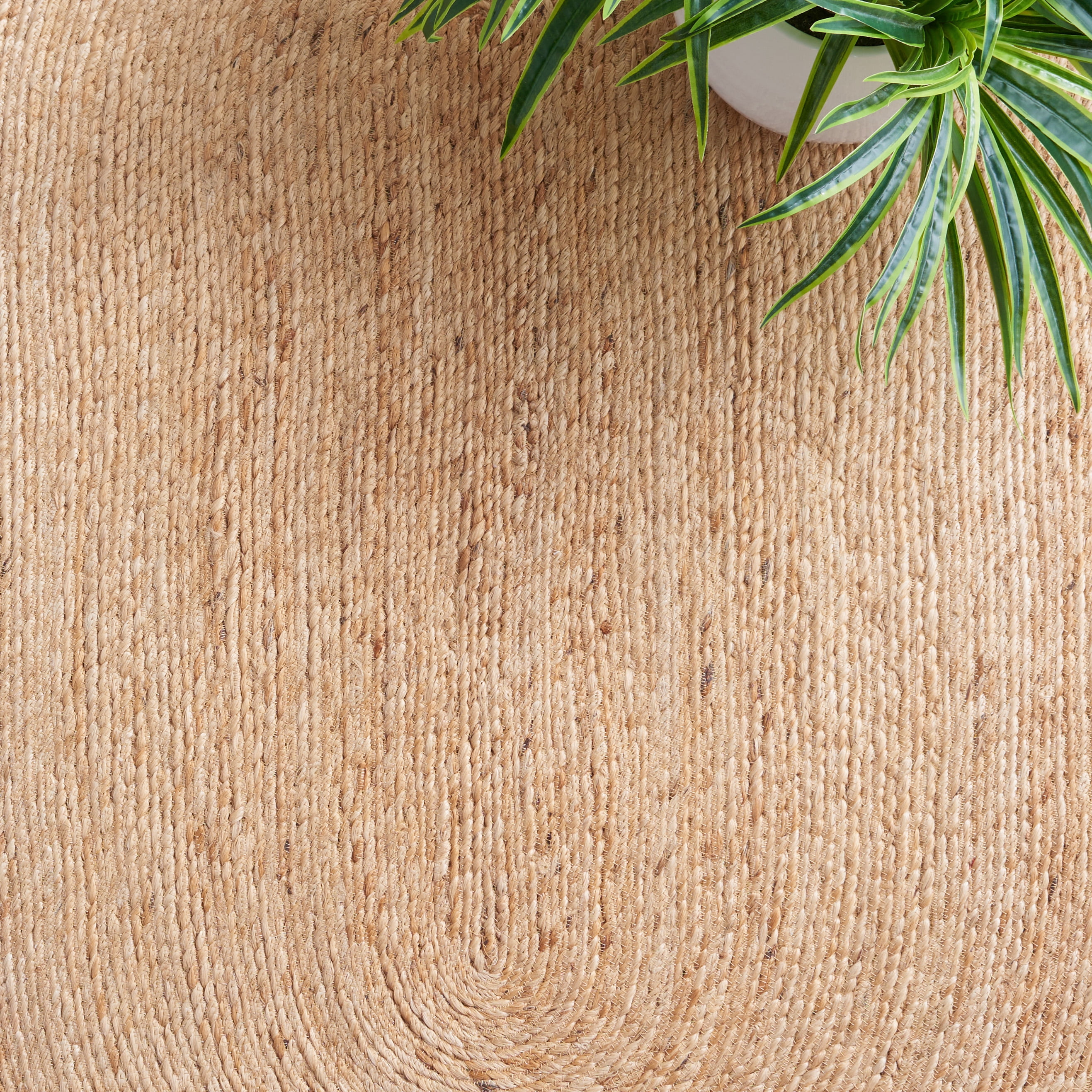 SAFAVIEH Natural Fiber Charmaine Geometric Area Rug, Natural, 7' x 7' Round
