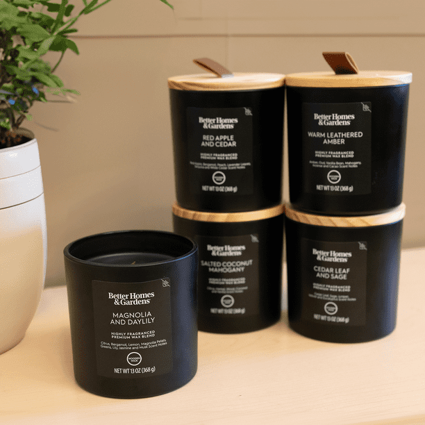 Better Homes & Gardens 13oz Magnolia and Daylily Scented Wooden