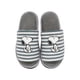 thumbnail image 1 of Pantufla Snoopy Peanuts Color Gris Para Dama, 1 of 4