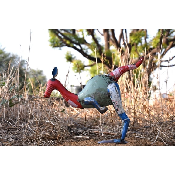 De Kulture Works Iron Kangaroo Decorative Collectible Figurine Showpiece Holiday Décor