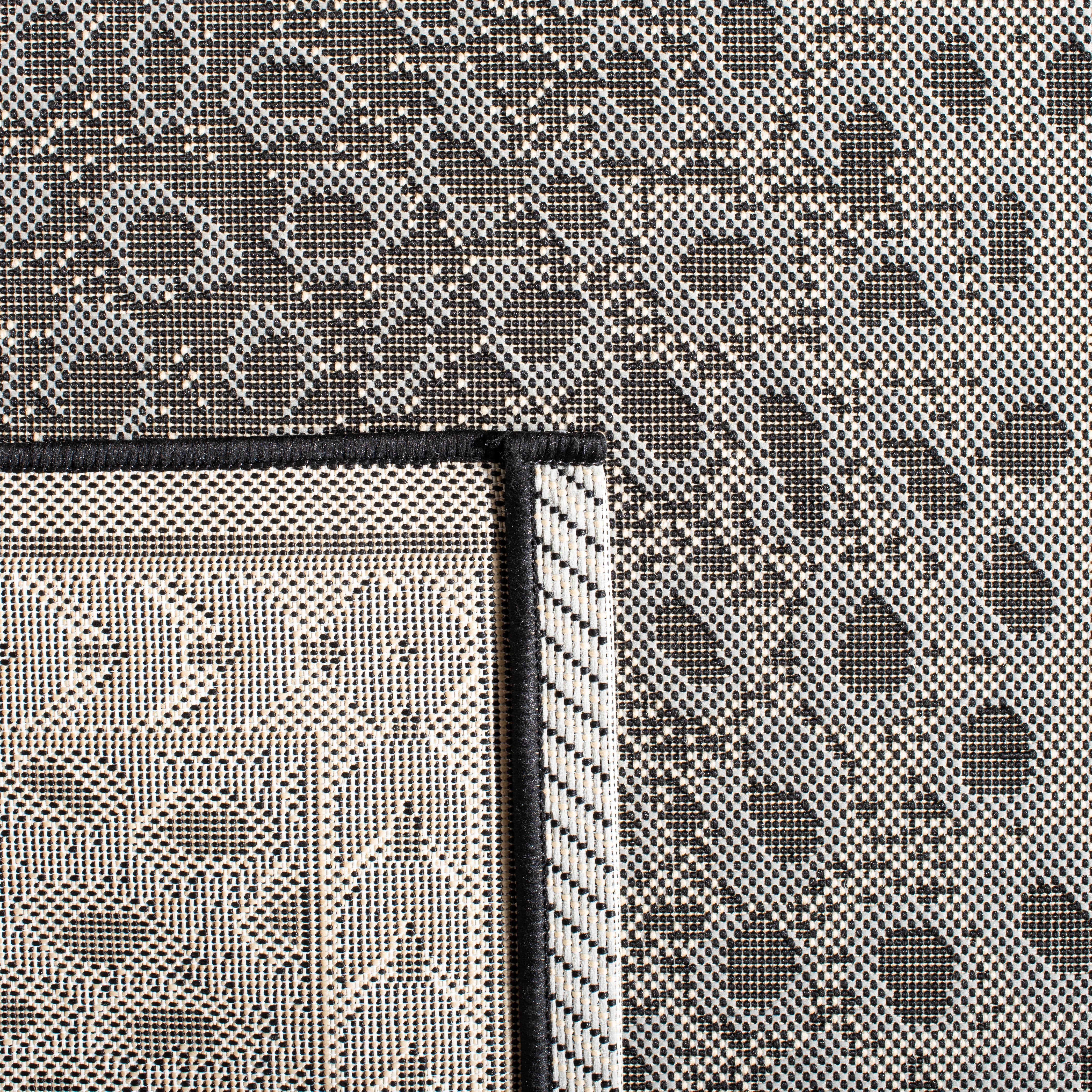 Safavieh Courtyard Candace Spotted Indoor/Outdoor Area Rug, Gray/Black, 6'7" x 9'6"