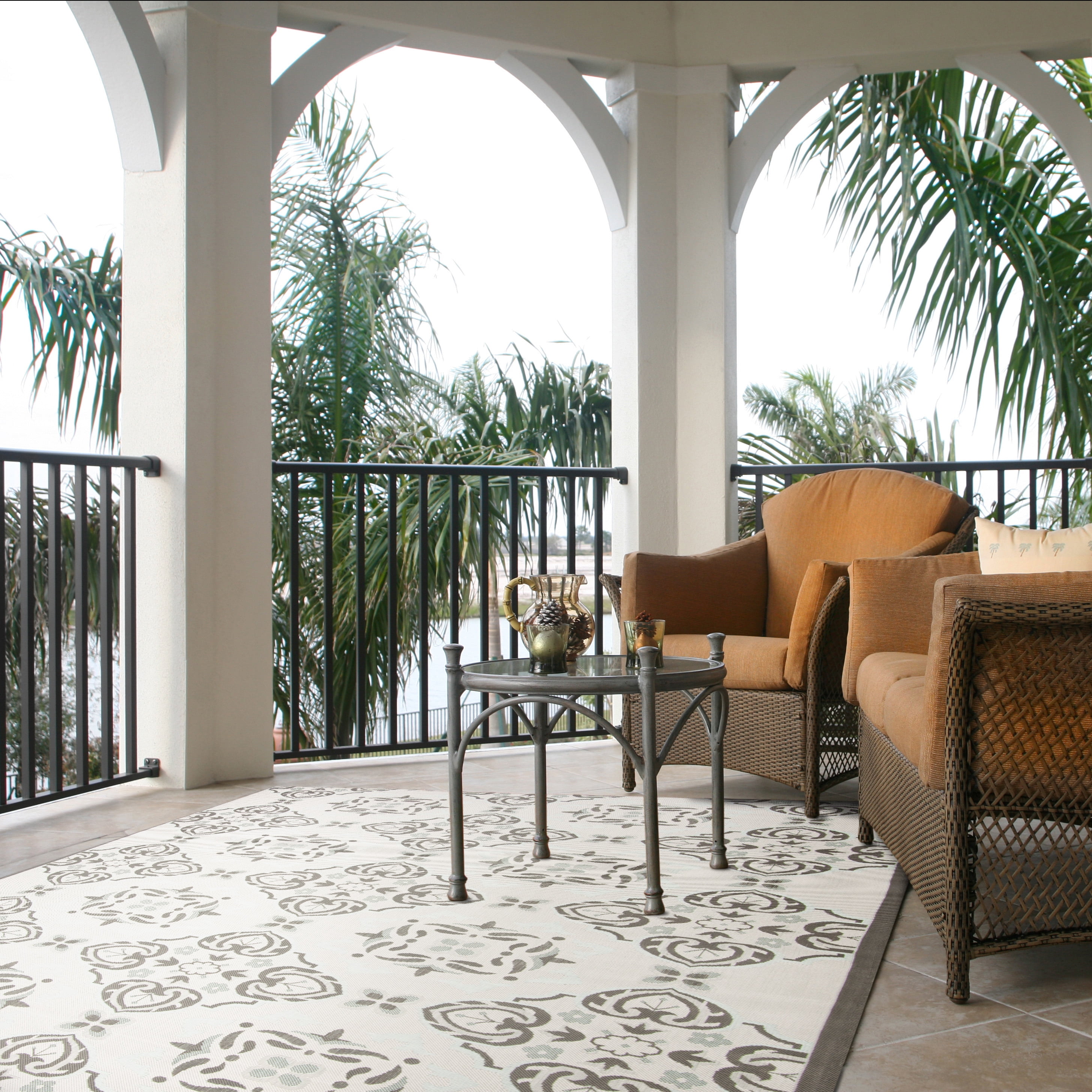 Safavieh Courtyard Louis Geometric Indoor/Outdoor Area Rug, Light Gray/Anthracite, 8' x 11'
